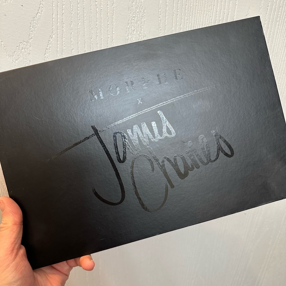 James Charles artistry pallet by Morphe.